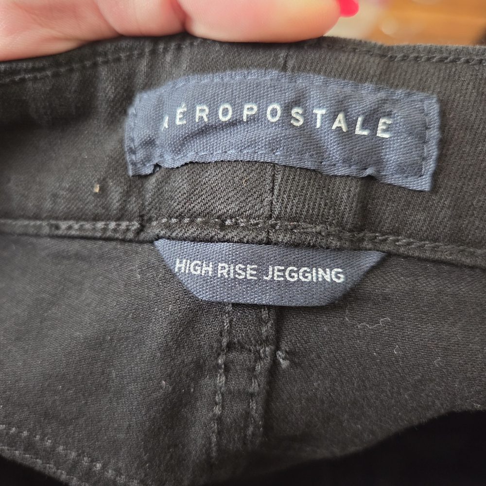 Aeropostale Black Distressed Skinny Jeans - Picture 7 of 8